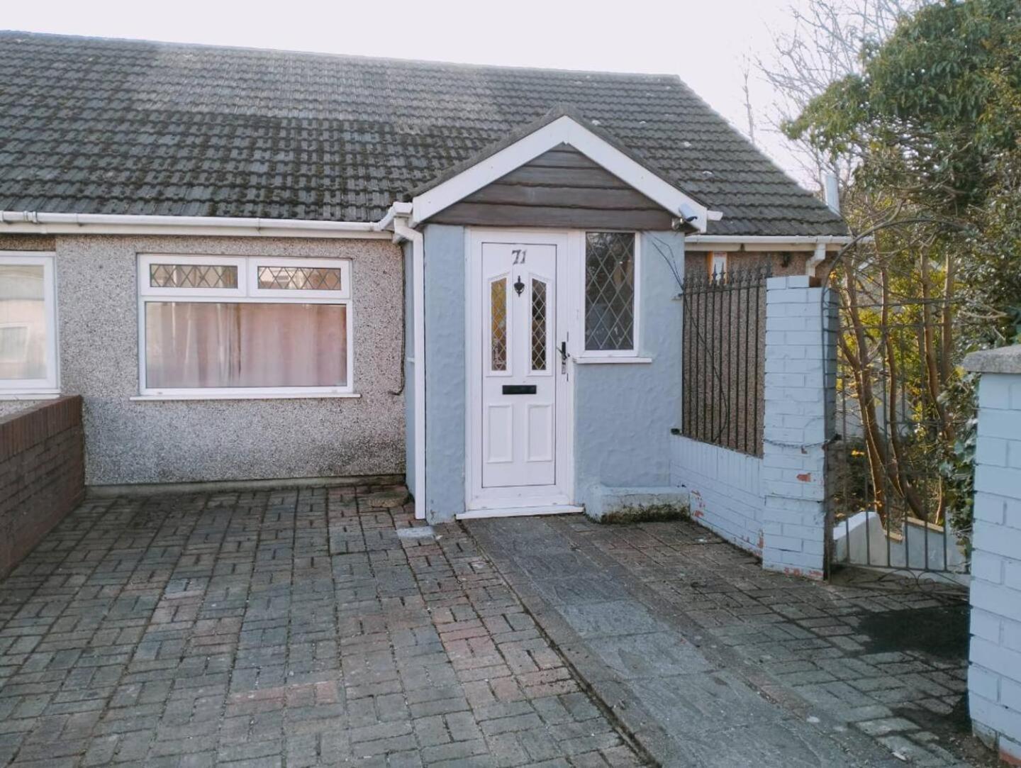 Budget-friendly 4-bedroom House In - Ideal For Travelers Swansea